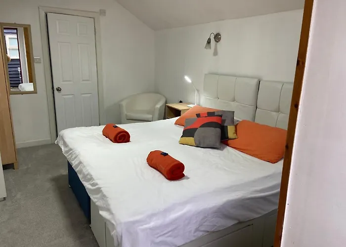 Best Cheap Hotels Near Hoddesdon