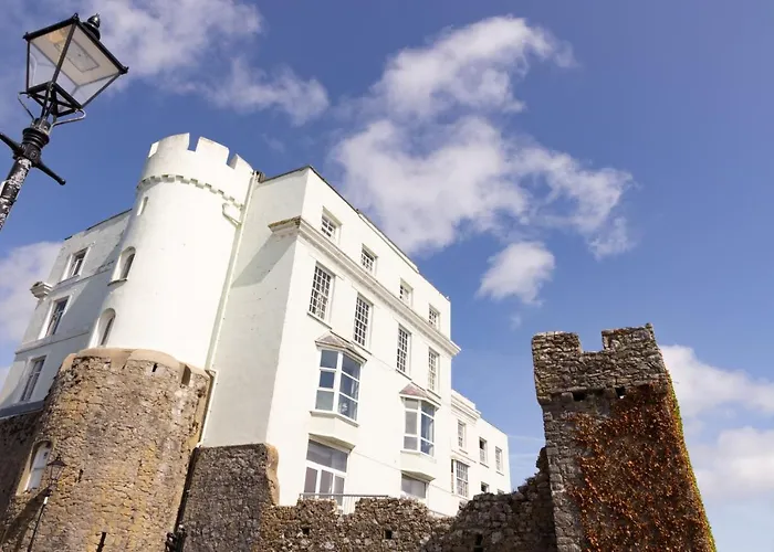 Tenby Hotels in Wales: Find the Perfect Accommodations for Your Stay