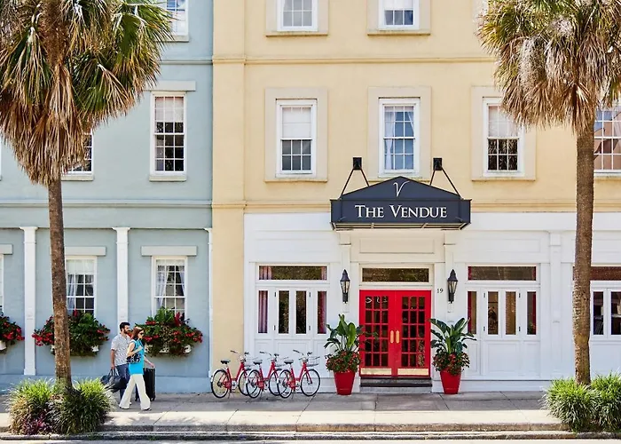 Discover the Best Hotels Near Charleston Historic District for a Memorable Getaway