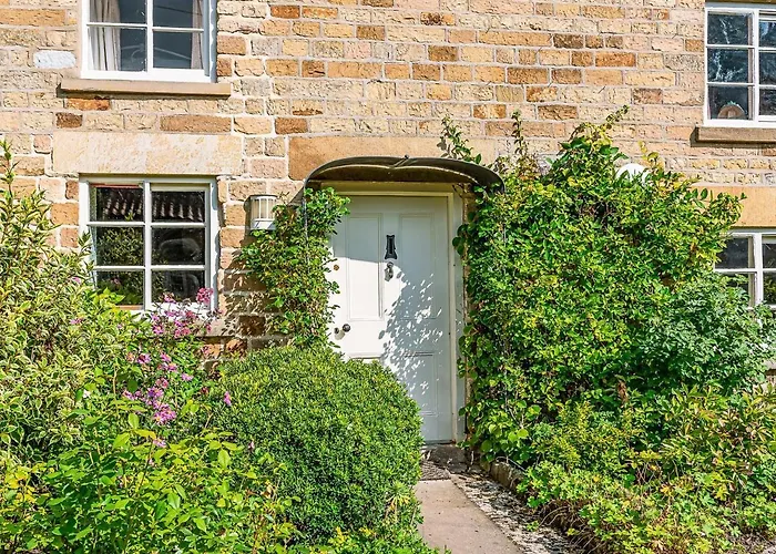 Top Hotels in Idyllic Hutton le Hole Village