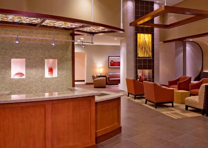 Discover the Best Austin Airport Hotels Offering Free Shuttle Convenience