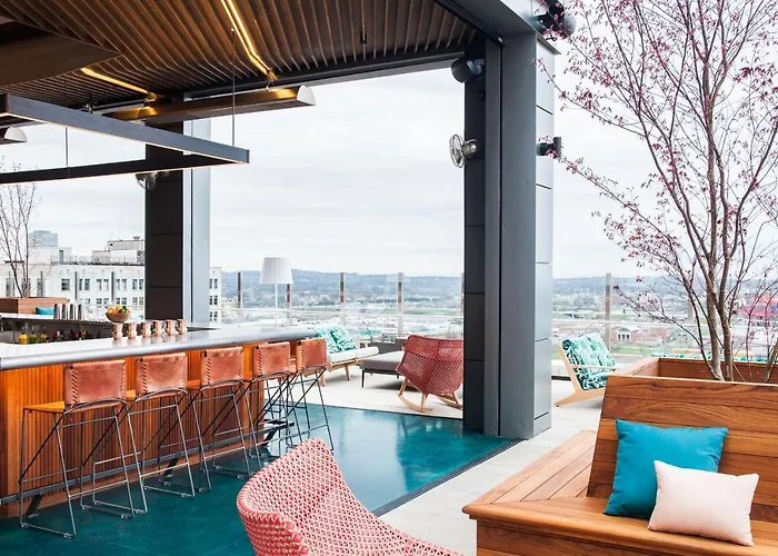 Top Picks for the Best Hotels in Downtown Nashville