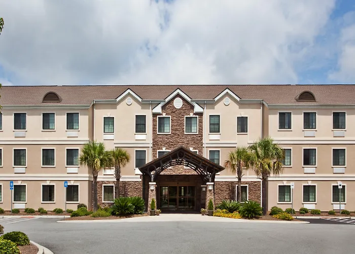 Discover the Best Savannah Hotels Near the Airport for an Effortless Stay