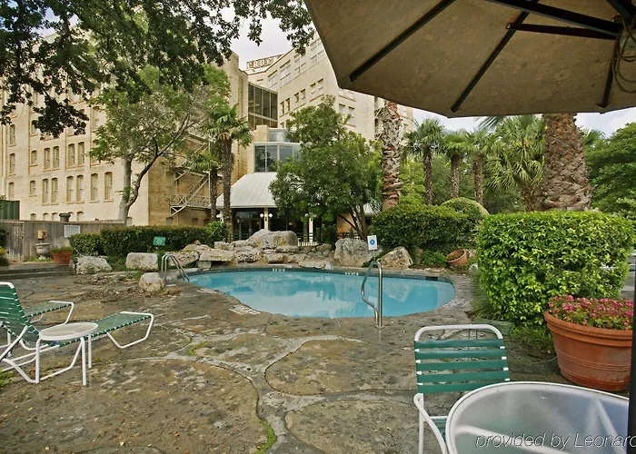 Unveiling the Best Cheap Weekly Hotels in San Antonio for Budget-Savvy Travelers