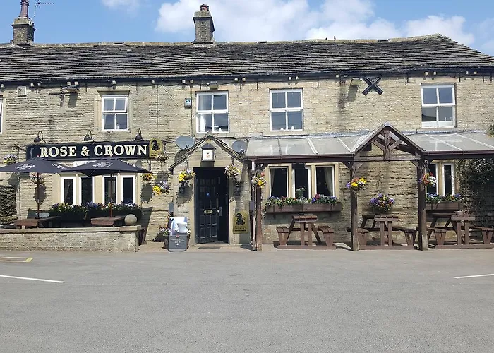 Hotels in Linthwaite, Huddersfield: The Perfect Stay for Your Visit