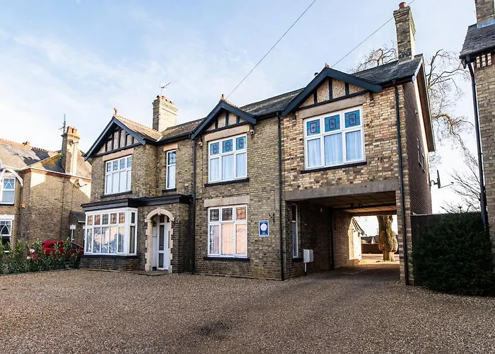 Best Hotels Open in March